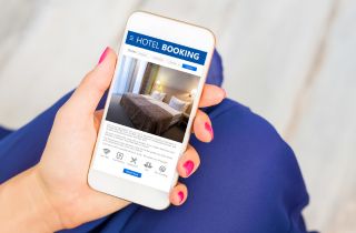 Booking.com's New Commission Policy: More Savings, More Transparency for Property Owners